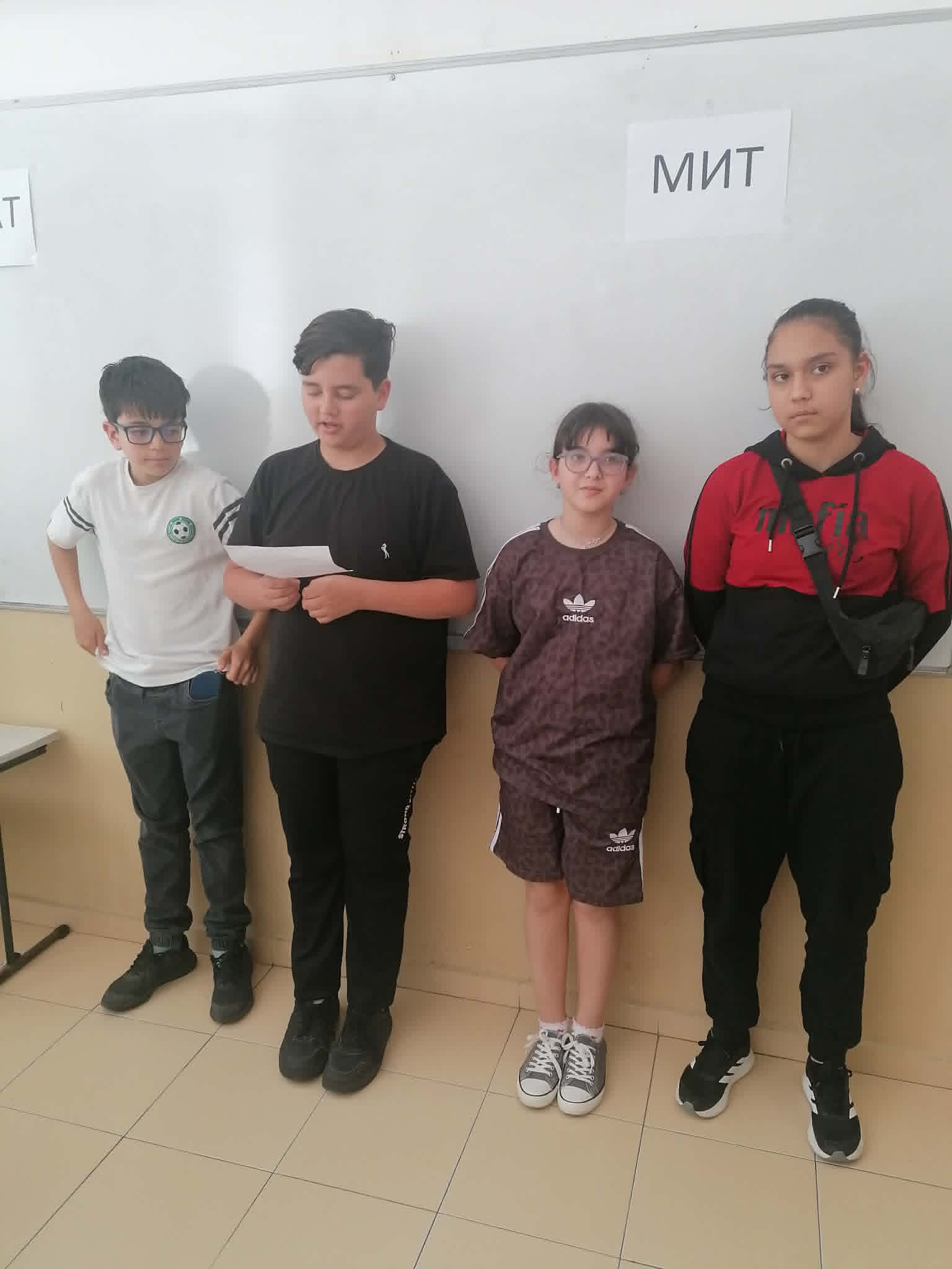 Another alt text
